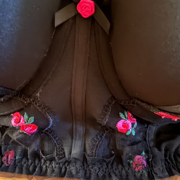 Cacique Embroidered Ruffle-trim Longline Boost Balconette Bra Size 40 DD - Picture 4 of 11